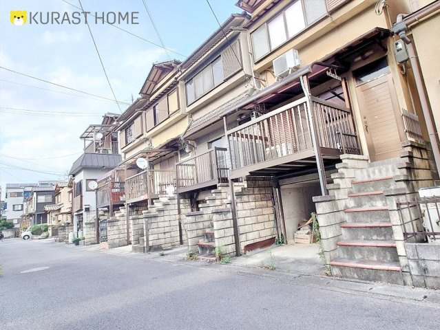 京都市伏見区羽束師鴨川町　中古戸建の前面道路含む現地写真