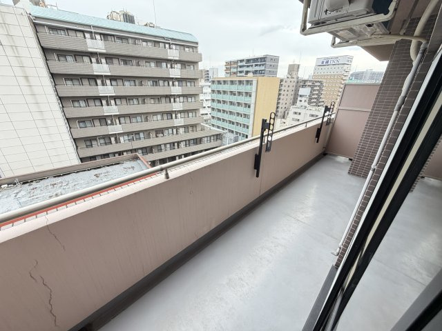 INSURANCE BLDG.XⅠXのバルコニー