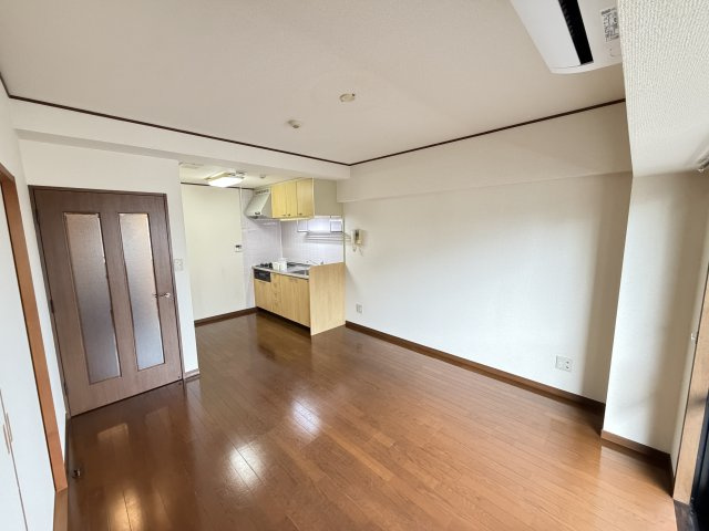 INSURANCE BLDG.XⅠXの内装