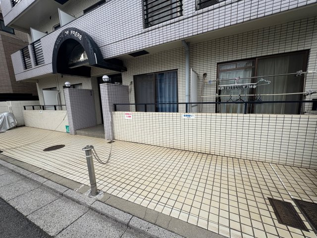 メゾンドフレールのエントランス