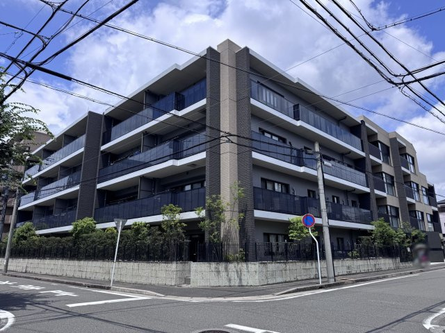 オープンレジデンシア桜山の外観