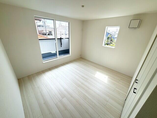 日進市藤塚１丁目の新築一戸建の洋室