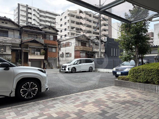 グランドソーワ今福鶴見　鶴見南小学校区の駐車場|グランドソーワ今福鶴見　駐車場