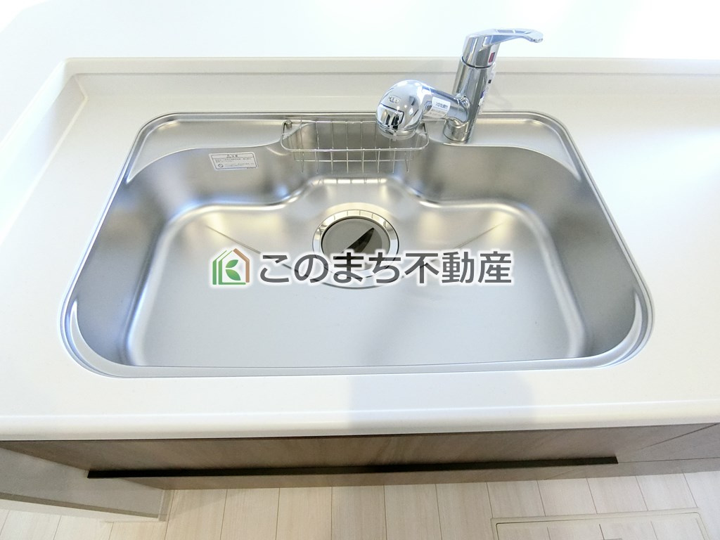 LiveleGarden.S大田原市野崎のキッチン|同社施工物件の写真です。※建具やフローリング、その他仕様が違う場合がございます。