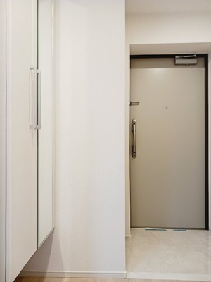 【玄関】 | ライズ脇田町　Ｂ館