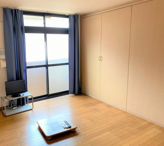レオパレスサンシャインⅡの居間・リビング|家具家電がついていないお部屋もございます。