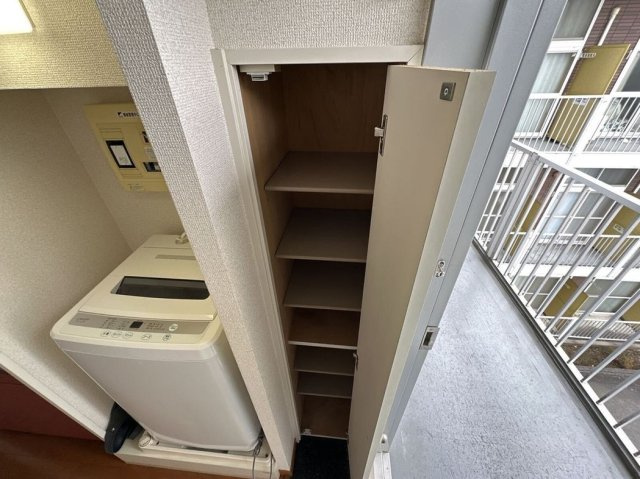 レオパレスグランパルク小柳のその他