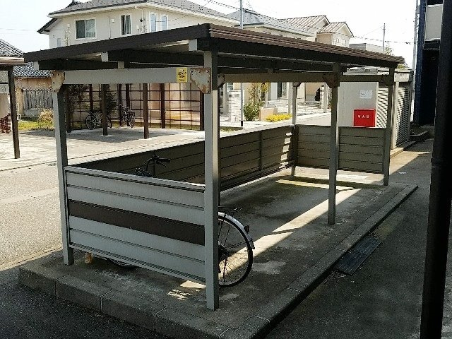レオパレスファミーユ砺波のその他