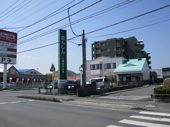 KMT沙稀の周辺