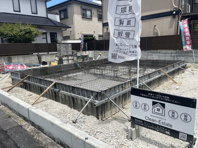 伊丹市広畑3丁目　新築戸建の前面道路含む現地写真