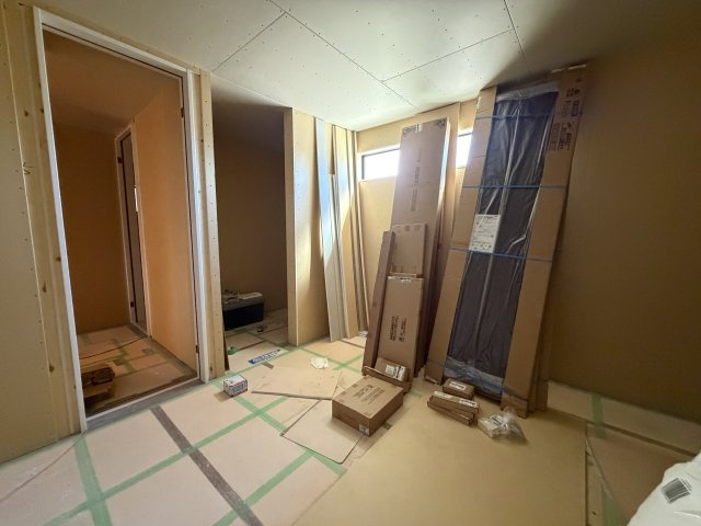 伊丹市広畑3丁目　新築戸建の洋室|2026.10.1.現在　１階洋室（WIC）