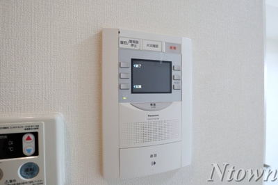 【セキュリティ】 | プレサンス大須プライマル | モニター付きインターホンです。
