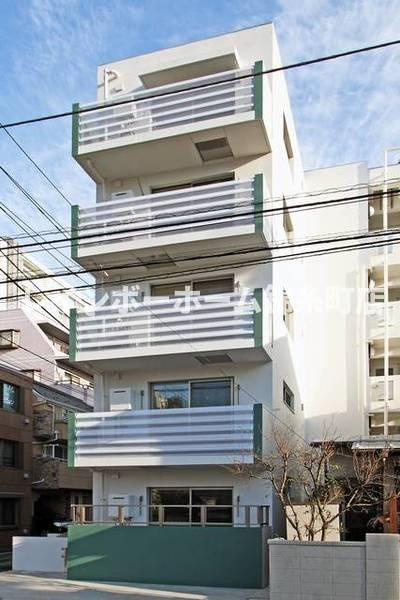 レオ四拾七番館の外観