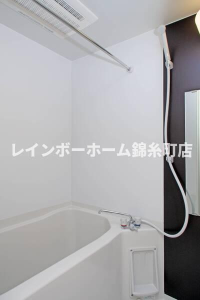 レオ四拾七番館の浴室
