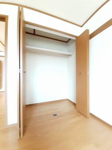 リアル・クレストＢの収納