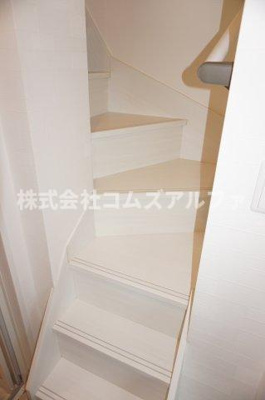 【内装】 | SACRAS YOKOHAMA | SACRAS YOKOHAMA　階段