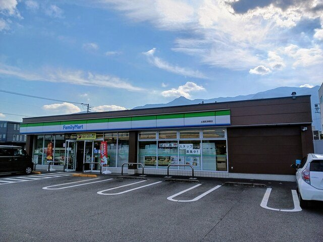 カステーロ・ヴェルデＡの周辺|ファミリーマート土居町津根店まで623m