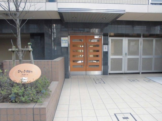 ひびき錦糸町 門田ビルのエントランス