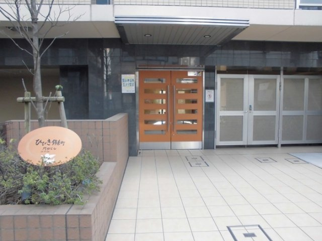ひびき錦糸町 門田ビルのエントランス