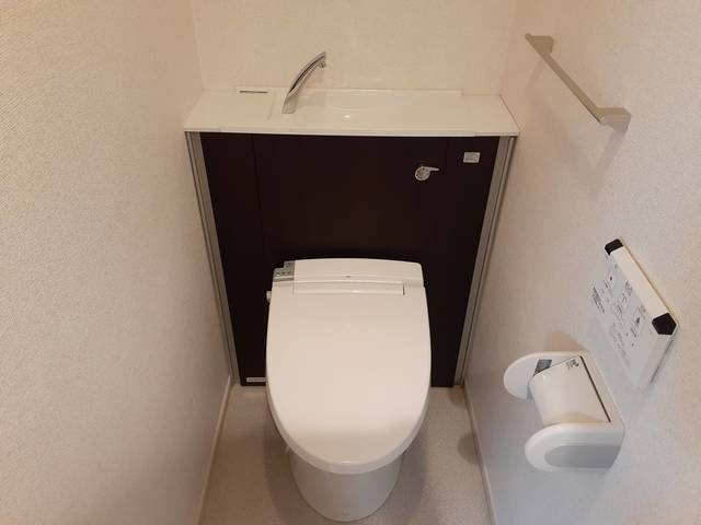 スカイブルーレジデンス横浜のトイレ
