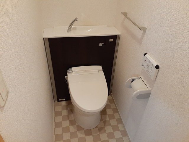 スカイブルーレジデンス横浜のトイレ