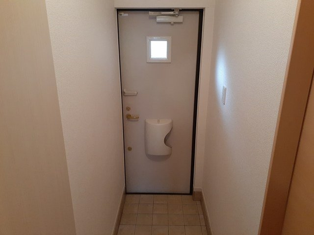 アルテア　ロサ－タの玄関