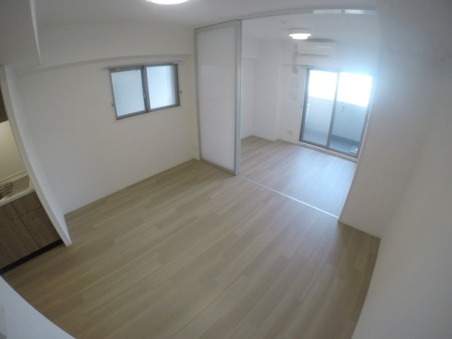 【居間・リビング】 | セノアタワー新大阪