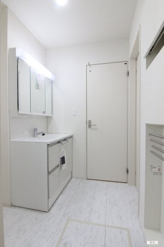 伊勢原市串橋　全３棟　3号棟の内装|同じ工務店様の施工例です。