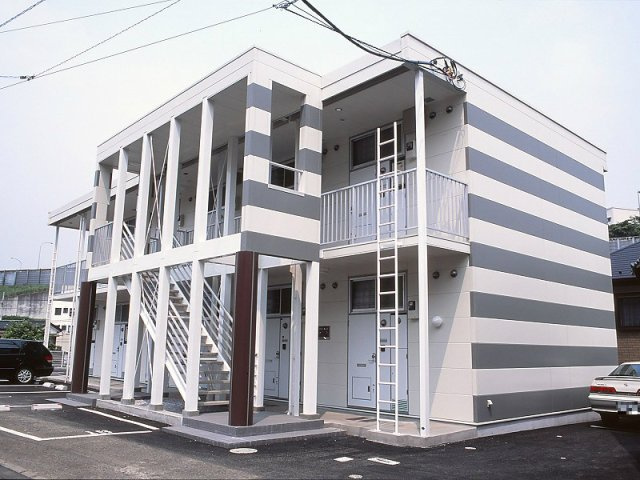 レオパレスグリーンステージの外観