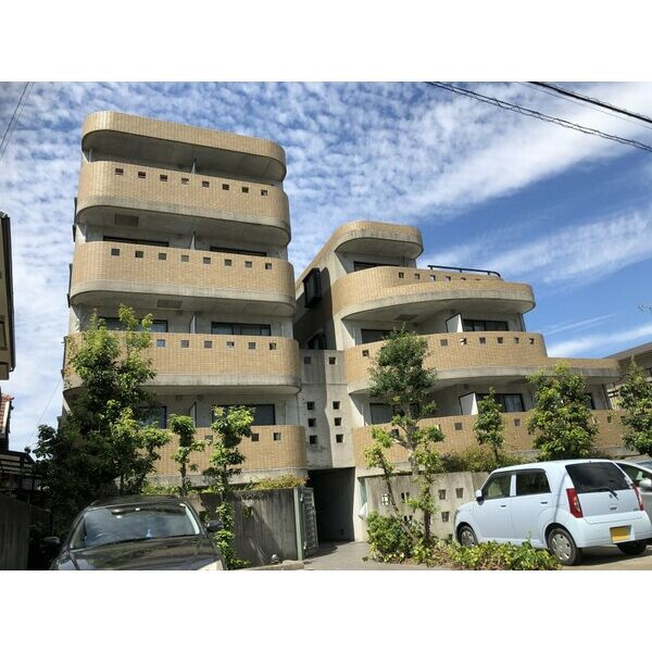白山マンション