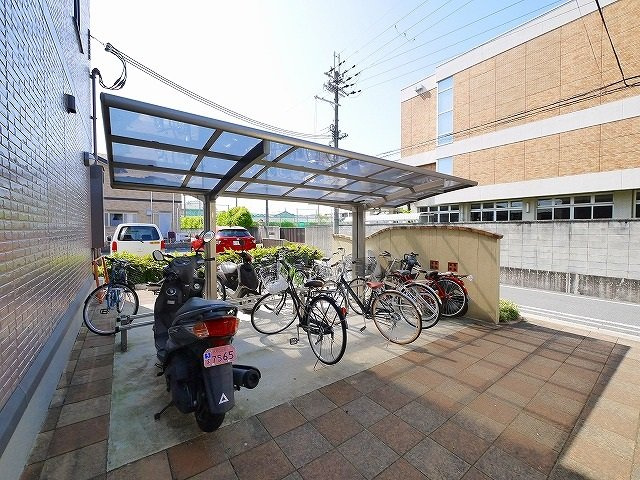 リビングタウン大和郡山のその他共用部分|駐輪場です