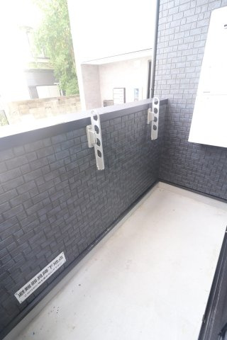 福岡市博多区昭南町２丁目のアパートのバルコニー