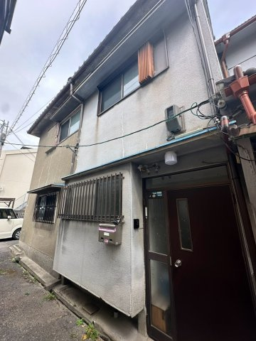 鳳中町8丁貸家