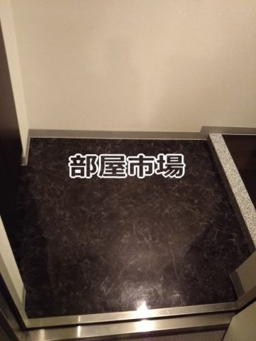 ラビエール東京の玄関