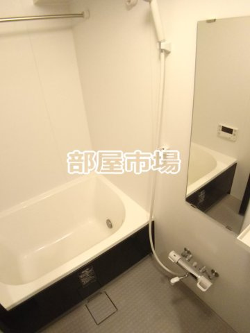 ラビエール東京の浴室