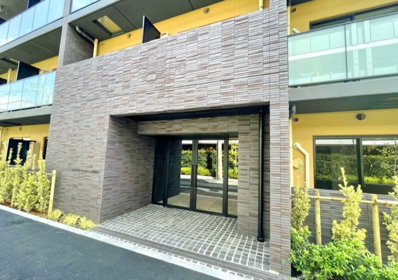 ＳＨＯＫＥＮ　Ｒｅｓｉｄｅｎｃｅ川崎生田のエントランス