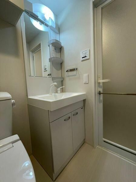 ＳＨＯＫＥＮ　Ｒｅｓｉｄｅｎｃｅ川崎生田の独立洗面台