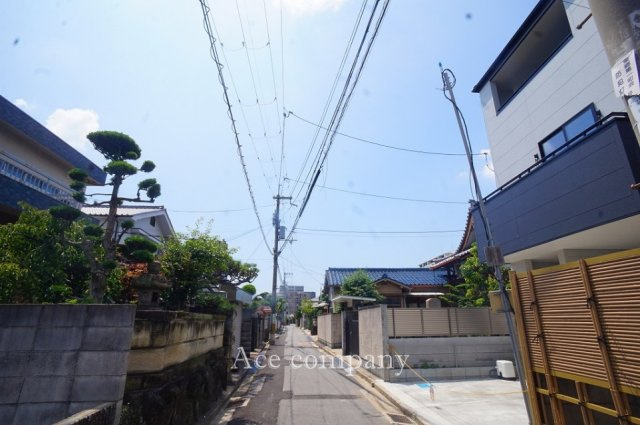【前面道路含む現地写真】 | 八尾市東本町2丁目 | 【前面道路：幅員約3.4ｍ】