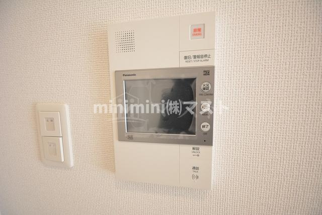 セレニテ日本橋プリエのセキュリティ|※お部屋によりカラーリングが異なります。