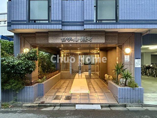 セザール錦糸町のエントランス|【エントランス】マンションのエントランスは、その物件の印象を決める、顔とも言える場所です。毎日通る場所ですからきれいなのが一番です。