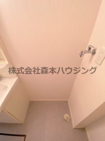 【設備】 | 　オレンジハイツ | 室内洗濯機置き場です