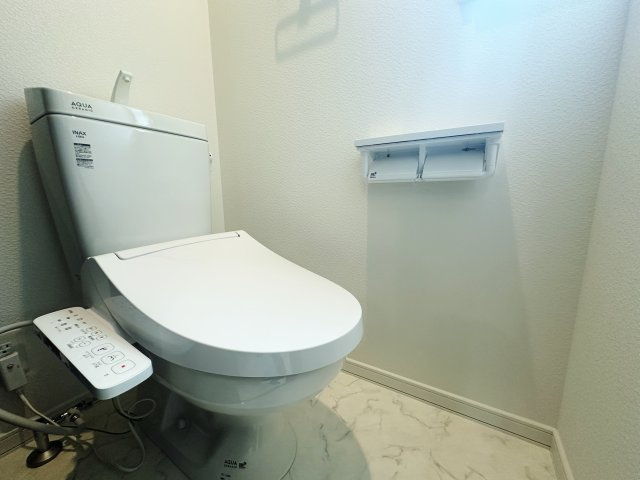 練馬区旭町3丁目 限定1棟の駐車場|大切なお車を雨風から守るビルトインガレージ