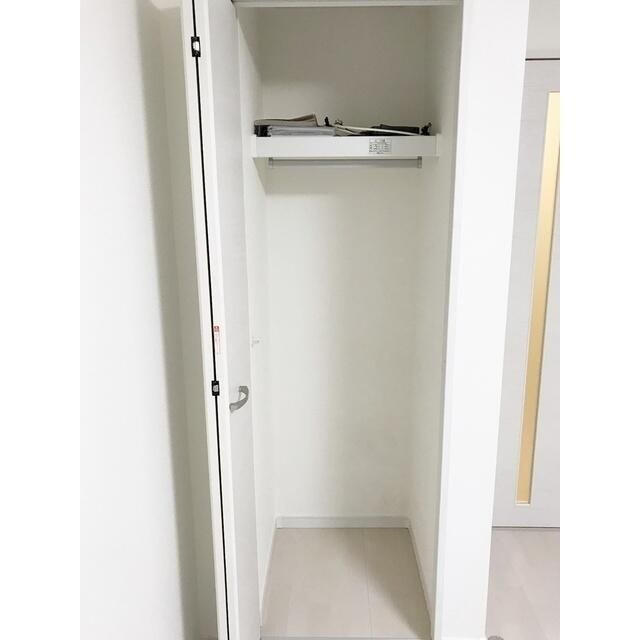 稲城市大丸のアパートの収納