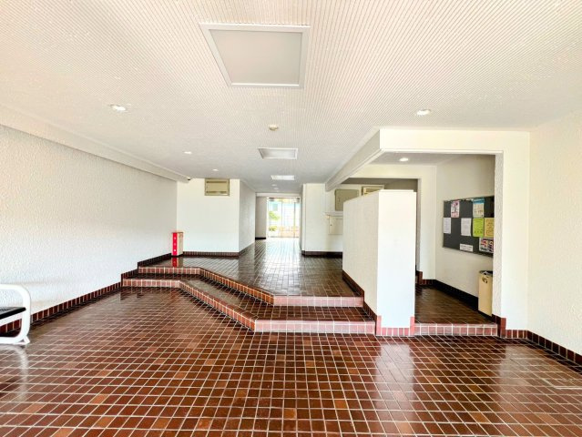 西宮東パーク・マンションのロビー