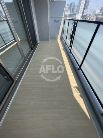 プレサンスグラン福島　鷺洲小学校区のバルコニー|プレサンスグラン福島　バルコニー