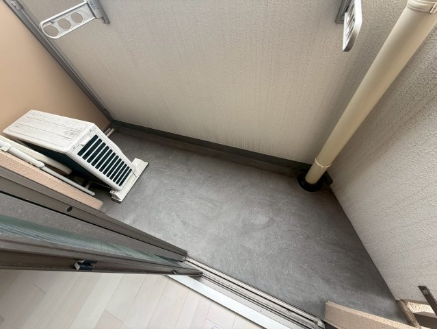 SERENiTE本町refletのバルコニー