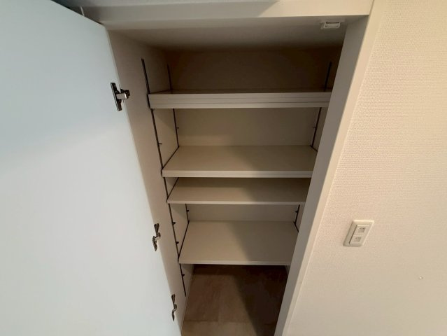 SERENiTE本町refletの収納