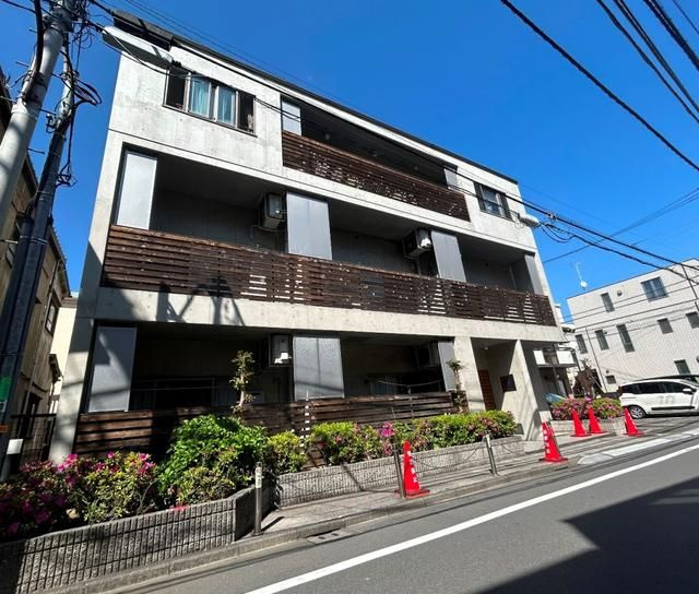 ＮＥＲＶ西早稲田の外観