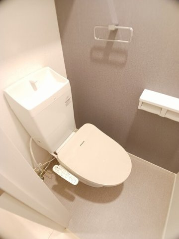 【トイレ】 | ソレイユ　ドゥ　ラペ | ゆったりとした空間のトイレです