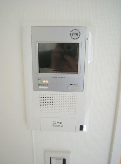 プレール・ドゥーク新御徒町のセキュリティ|モニター付きインターホン